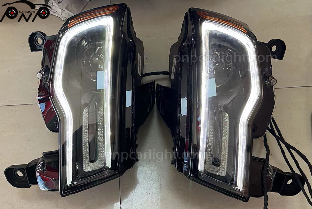 2014 Jeep Grand Cherokee Headlights