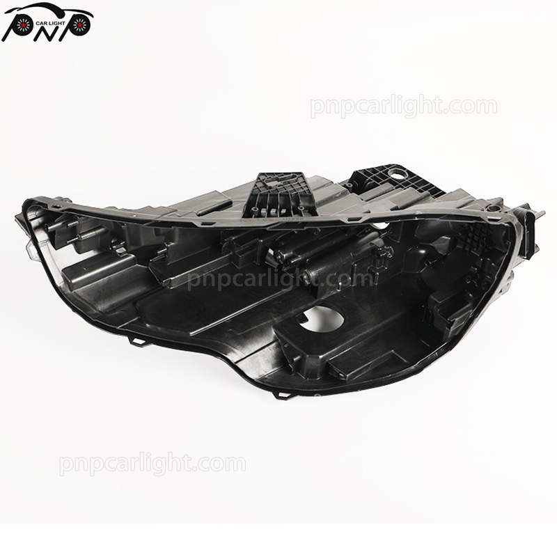 Audi A3 1.4 TSI headlgihts shell