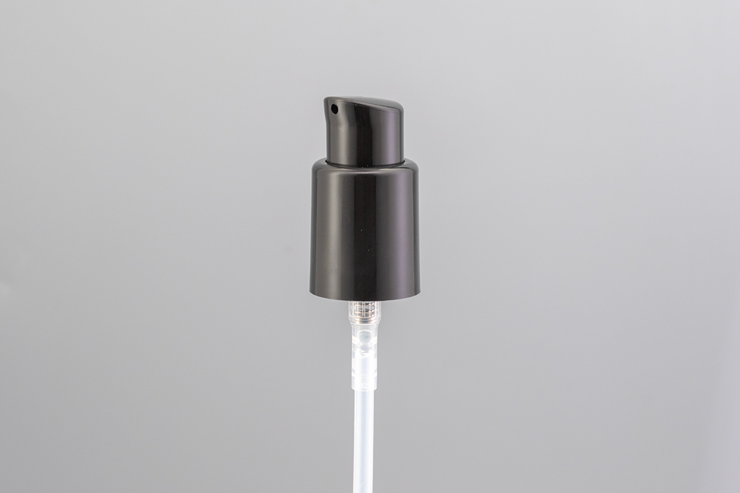 18/415 Black Smooth Double Wall Treatment Pump