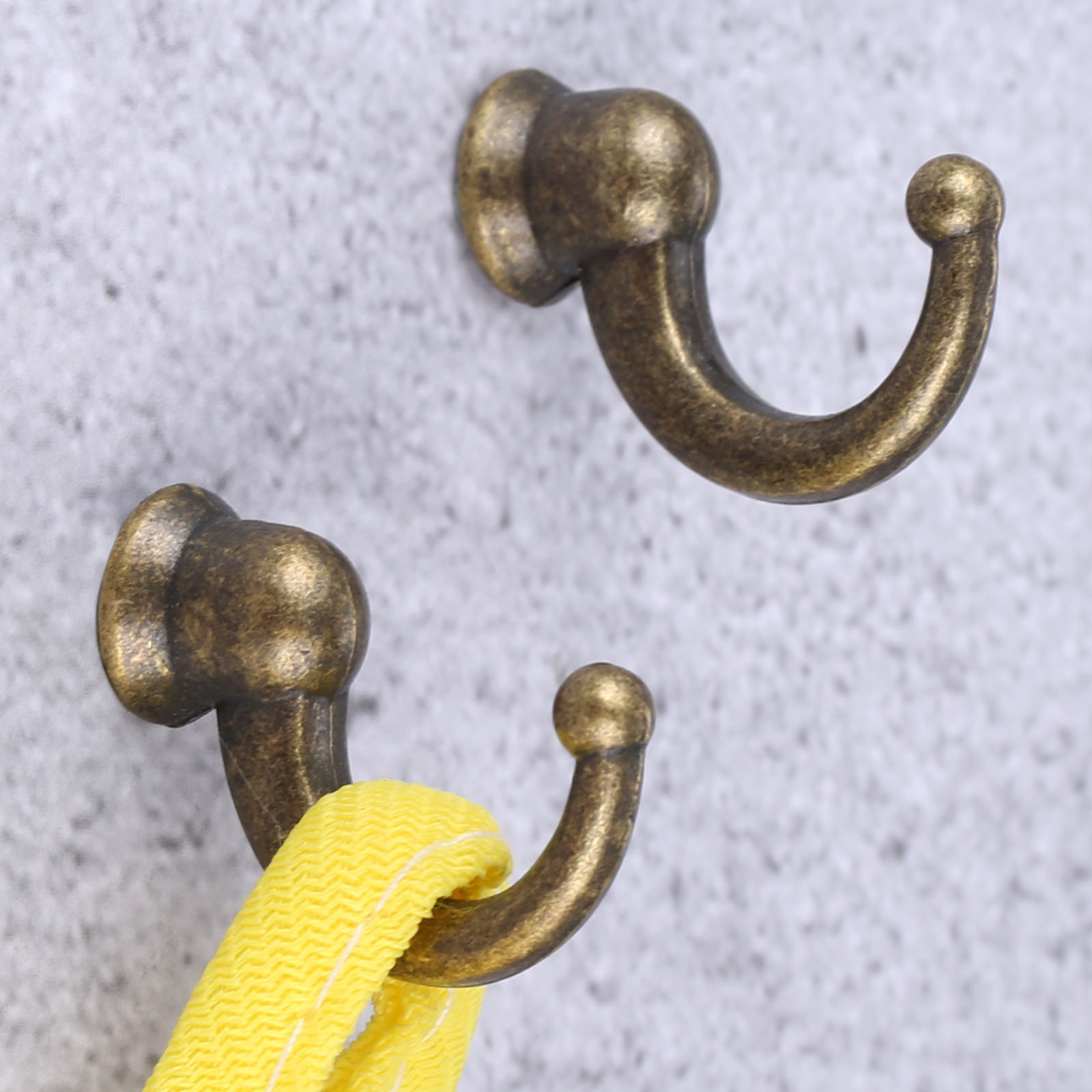 DRELD 2Pcs Antique Bronze Hooks Wall Hanger Hat Coat Robe Hooks Bathroom Kitchen Hanger Furniture Hardware w/Screws 29*20*12mm