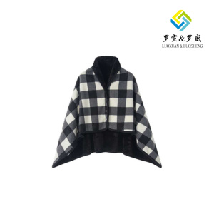 Black and white checker pattern Felt blanket