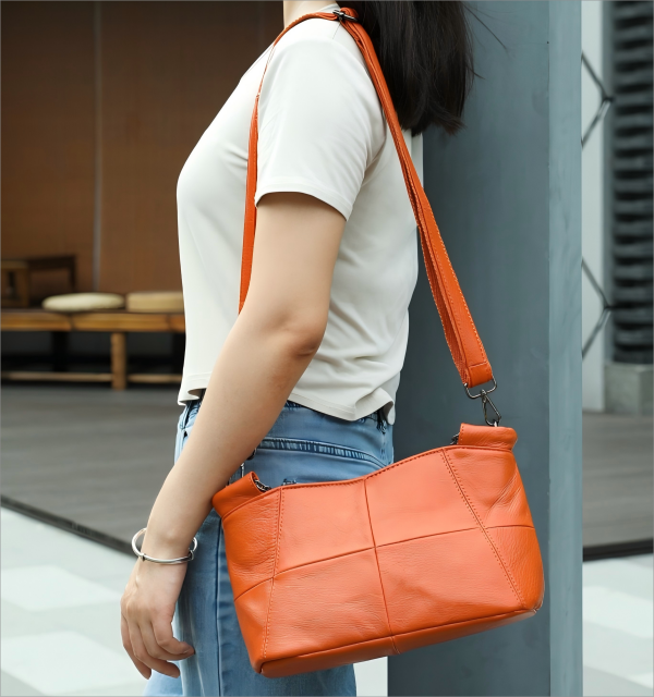 Leather women's chain shoulder bag