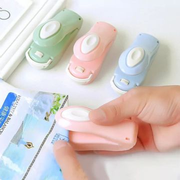 Home fashion portable household mini sealing machine hand pressure heat sealing machine laminator sealing clip travel