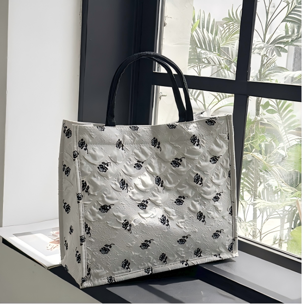 Large-capacity women's canvas shoulder bag