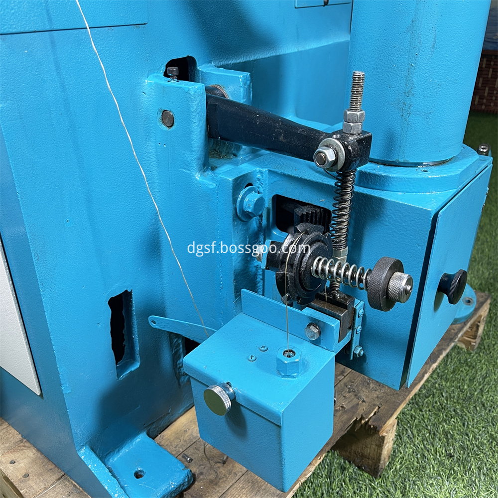 Seated Type Multifunction Mackay Stitcher 7 Jpg