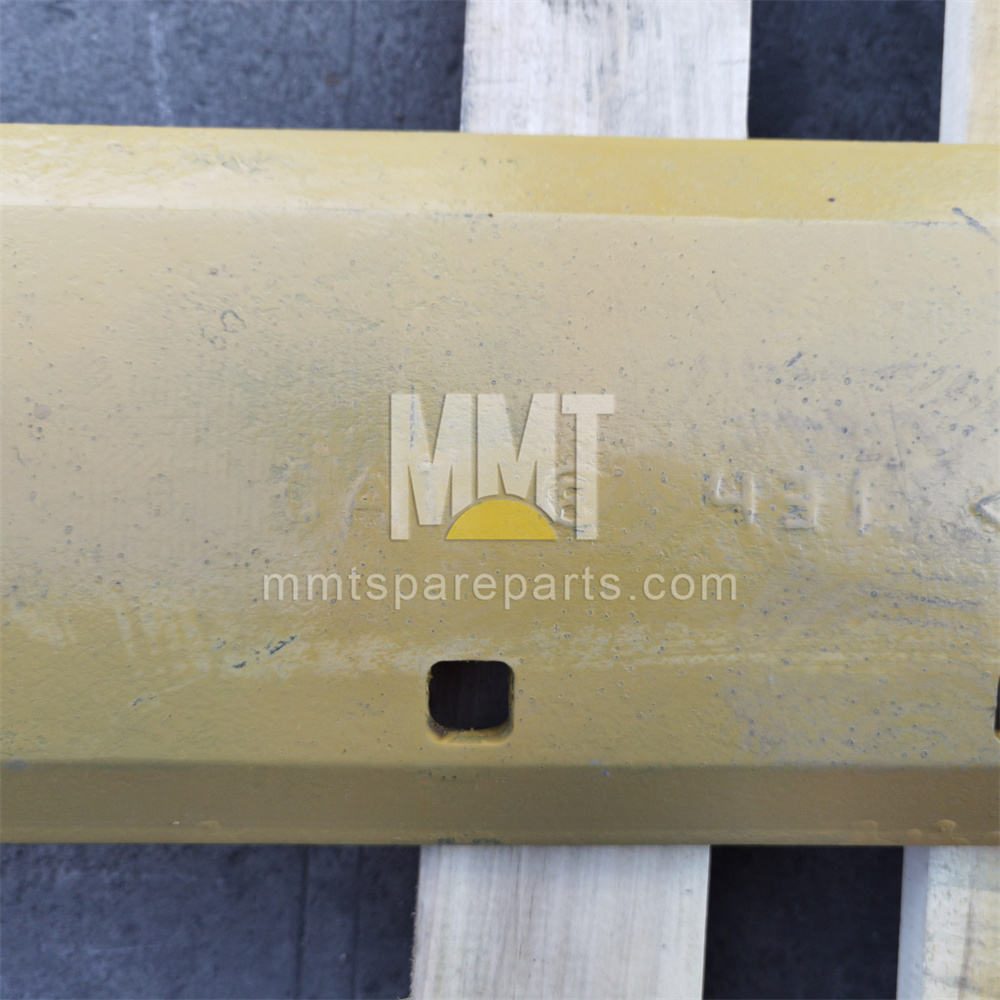 curved grader blade 7D1577