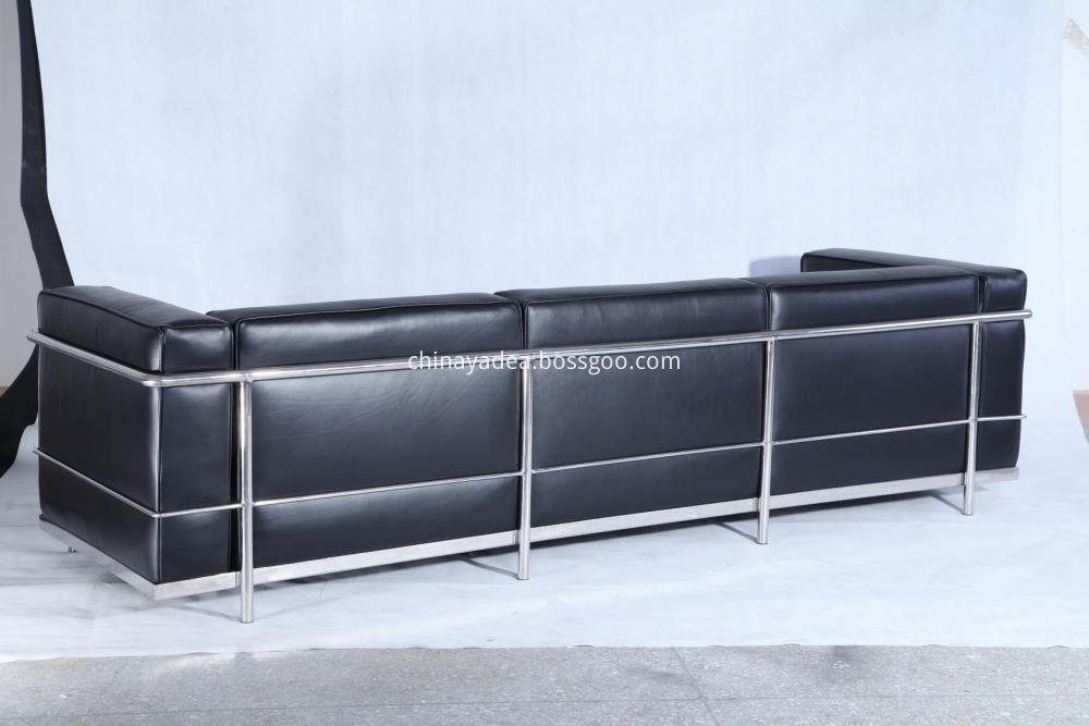 Lc3 Leather Sofa