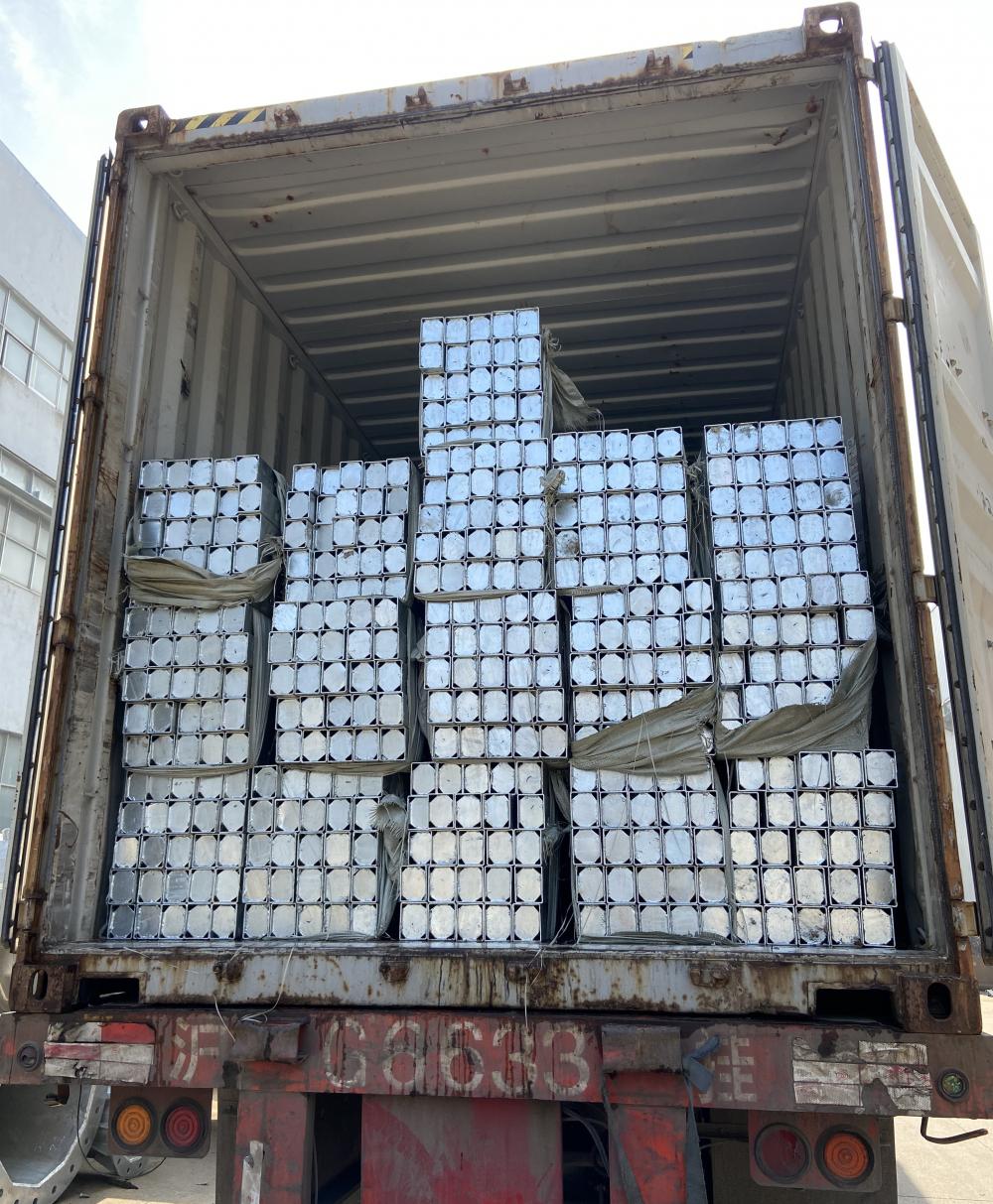 Crossarm Delivery