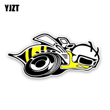 YJZT 13.4CM6.5CM Fashion Lovely Cartoon Hornets Colored PVC Car Sticker Graphic Decoration C1-5180