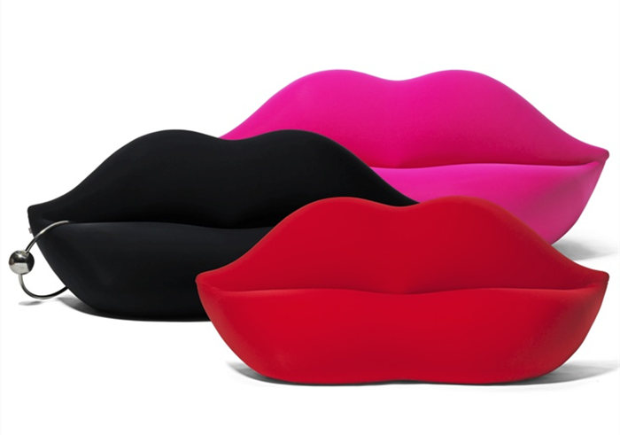 Lip Chair