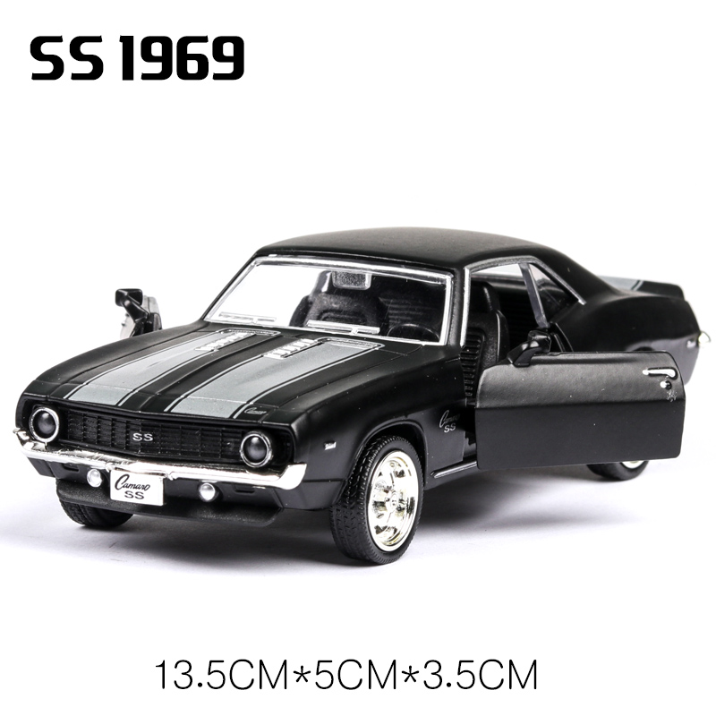 16 Styles 1:36 Black Model Car Simulation Vehicles Diecast Alloy Metal For SUV Super Sport Car G63 Q7 918 Gift Toy For Kids ZW