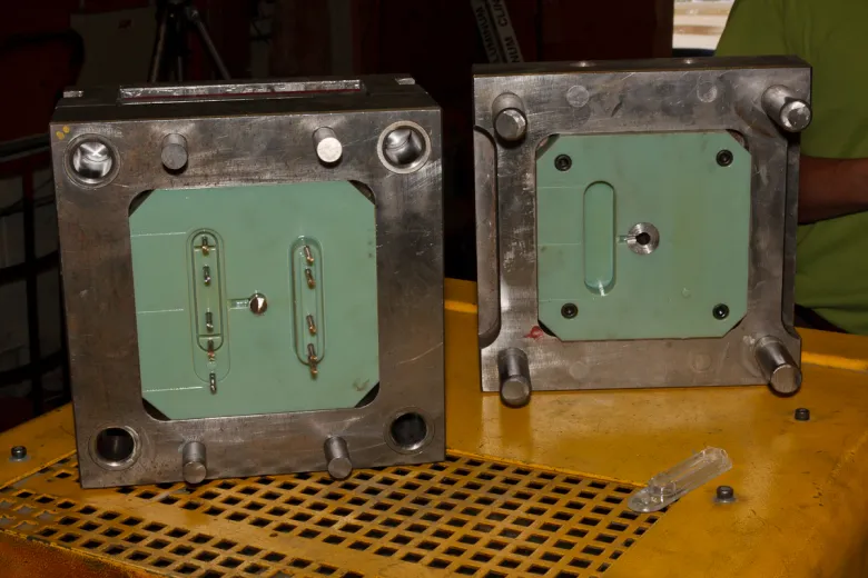 Digitmol Injection Why Are Industry Leaders Embracing Digital Twins for Injection Molds ...