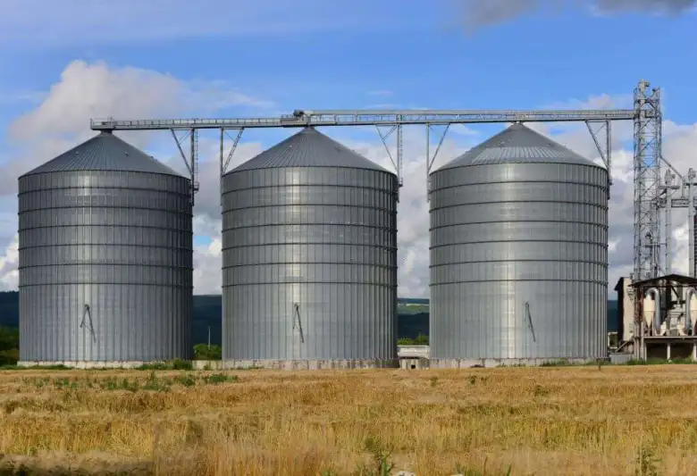 Stack Silo How Do Galvanized Silos Stack Up Against Traditional Options?